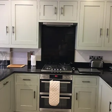 Luxury Town House At Purey Cust