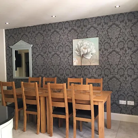 Holiday home Luxury Town House At Purey Cust